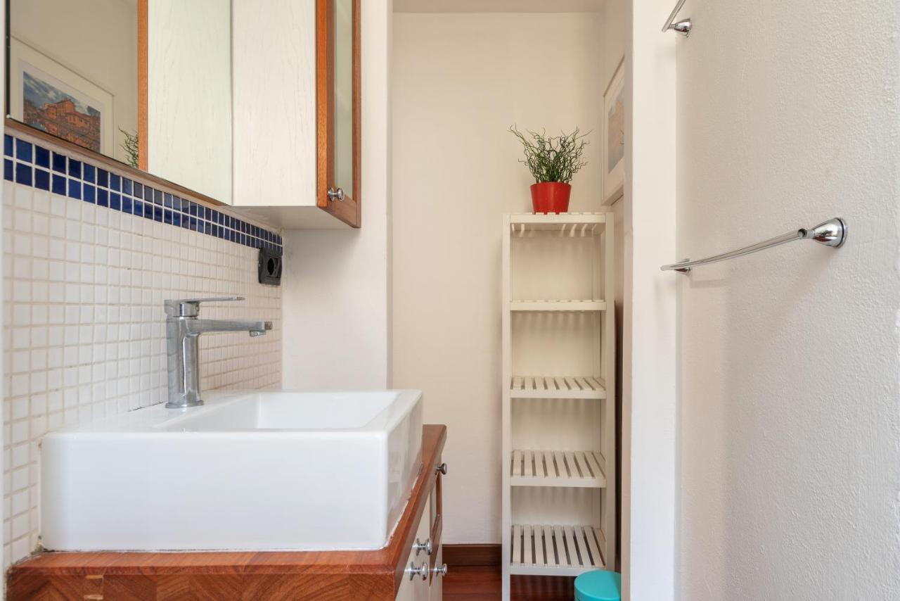 Da Simone Sui Navigli Apartment Милано Екстериор снимка